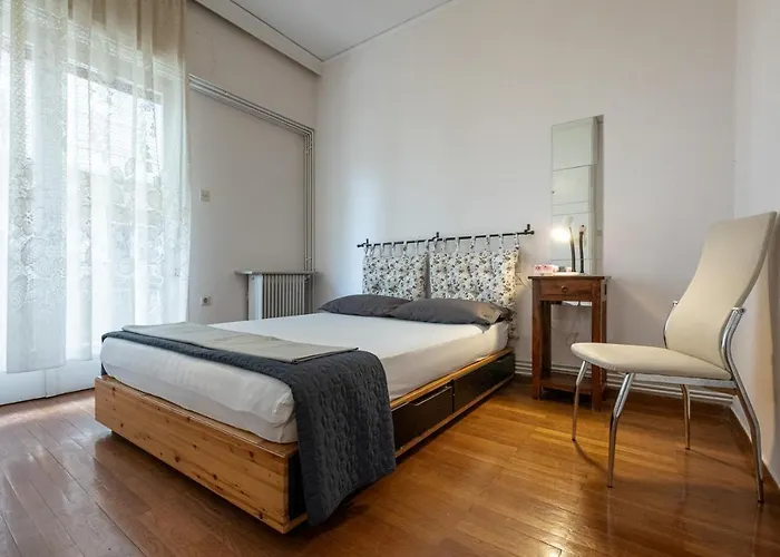 Classy Spacious Central Appartment